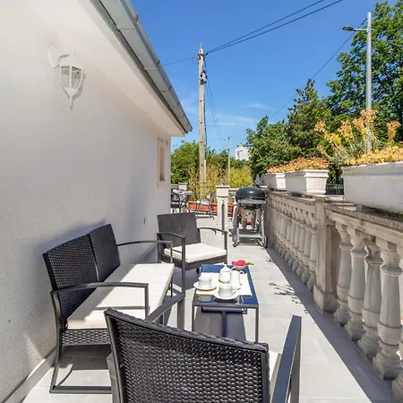 3 Bedroom Awesome In