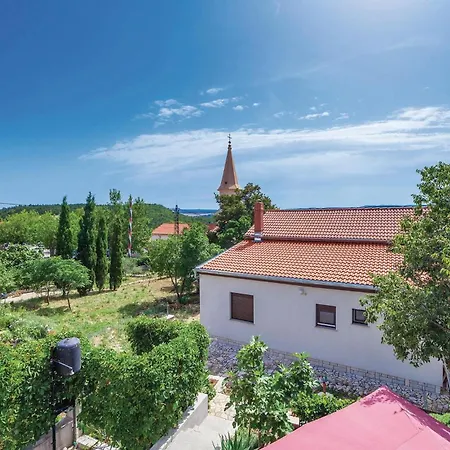 3 Bedroom Awesome In Jadranovo